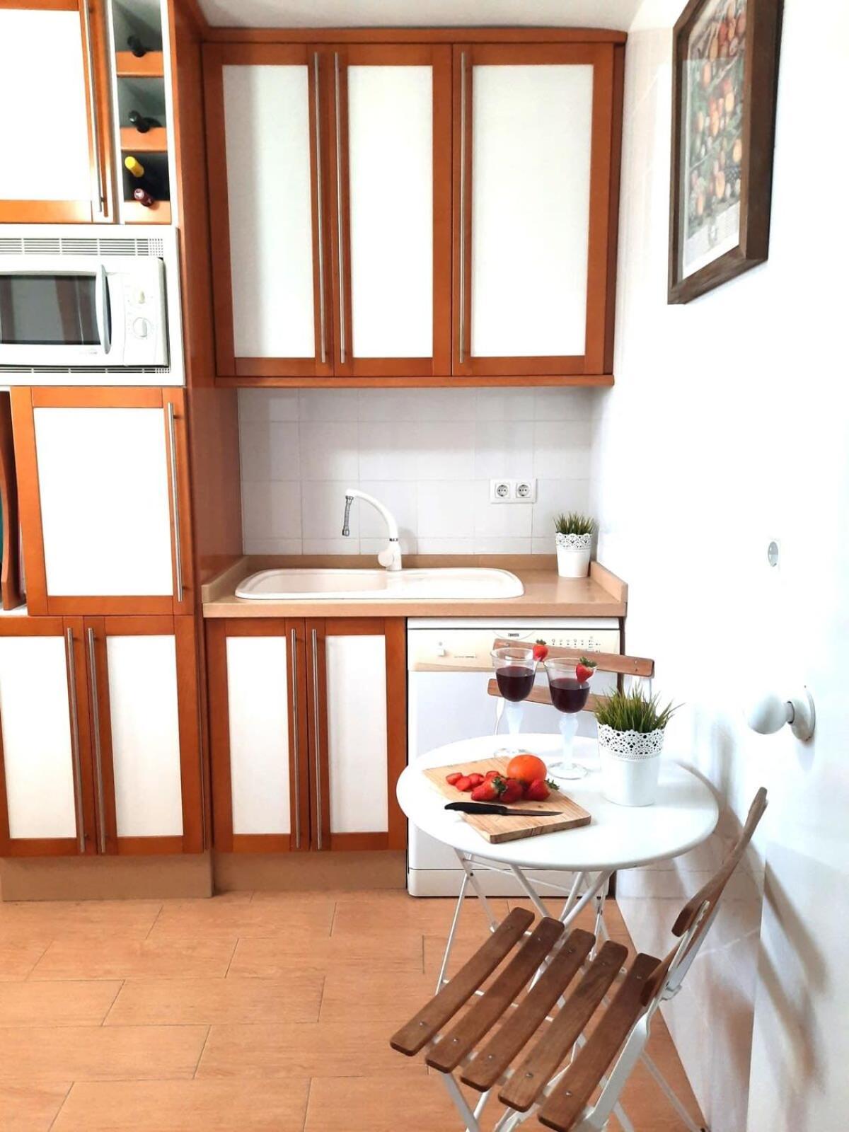 Paseo Del Rey - Fuengirola 2 Bedrooms Oceanfront Apartment Bagian luar foto