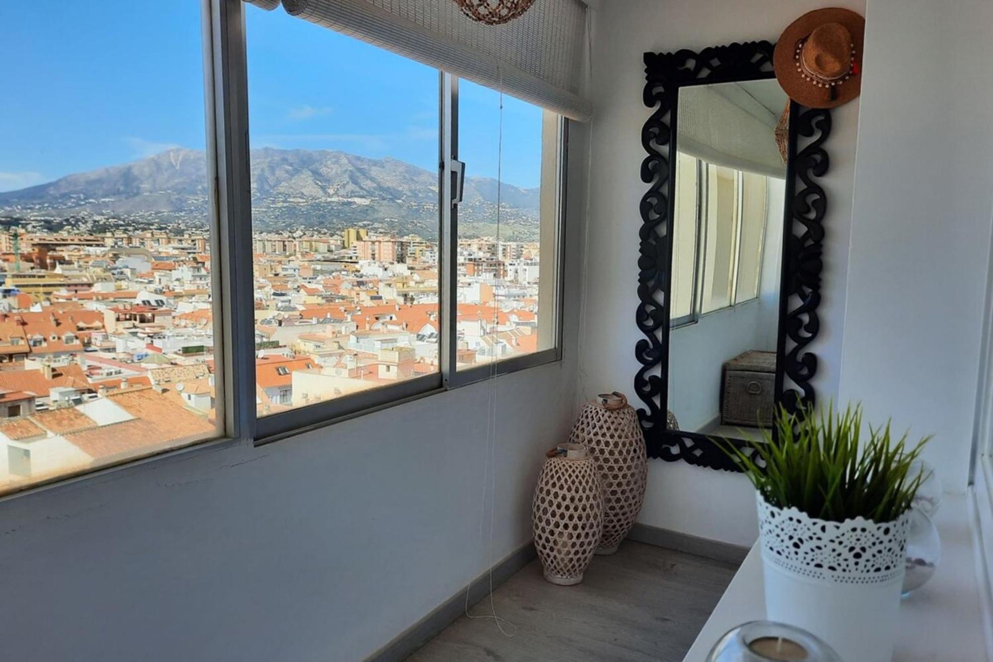 Paseo Del Rey - Fuengirola 2 Bedrooms Oceanfront Apartment Bagian luar foto